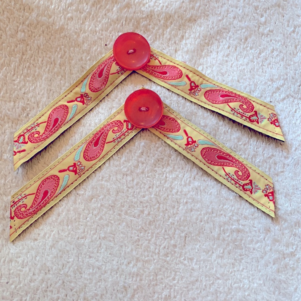 BRAND NEW SwitchFlops interchangeable straps by Lindsay Phillips. Medium.